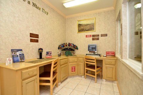 Hotel Surestay By Western Mission